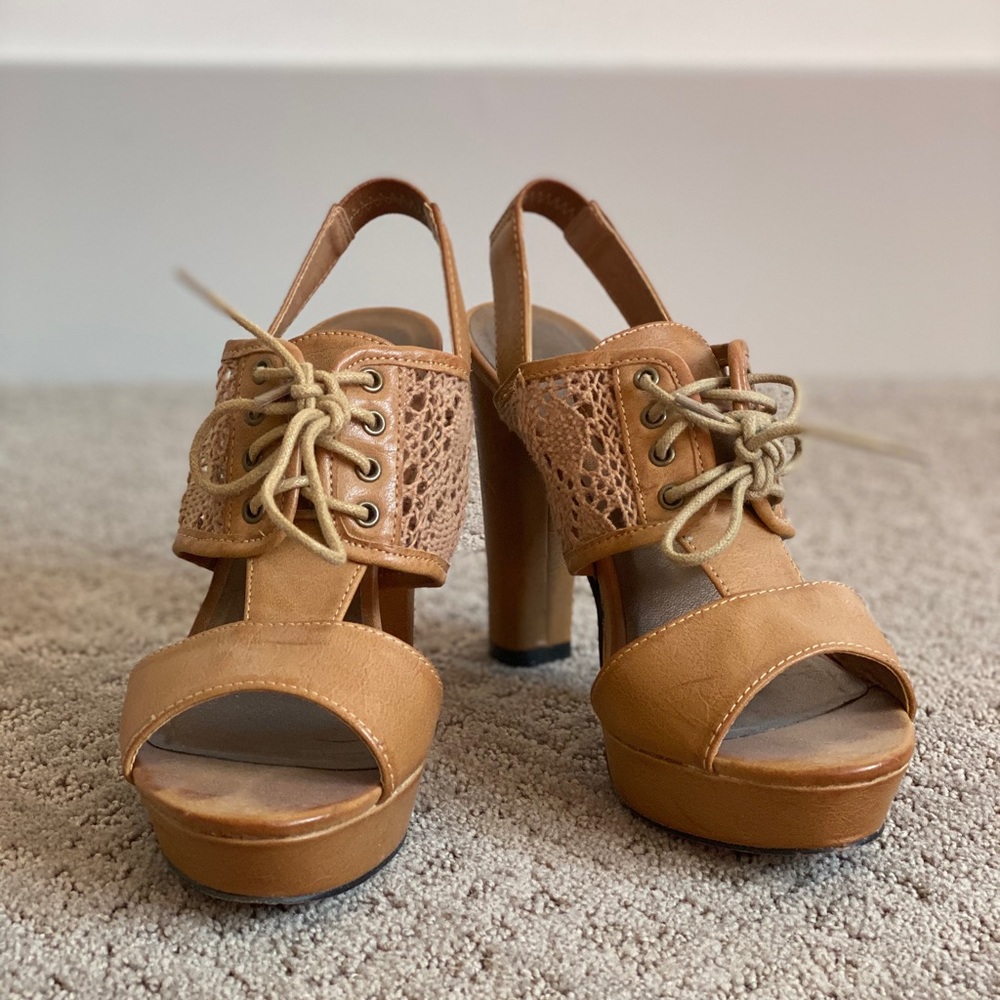 Tan chunky heels